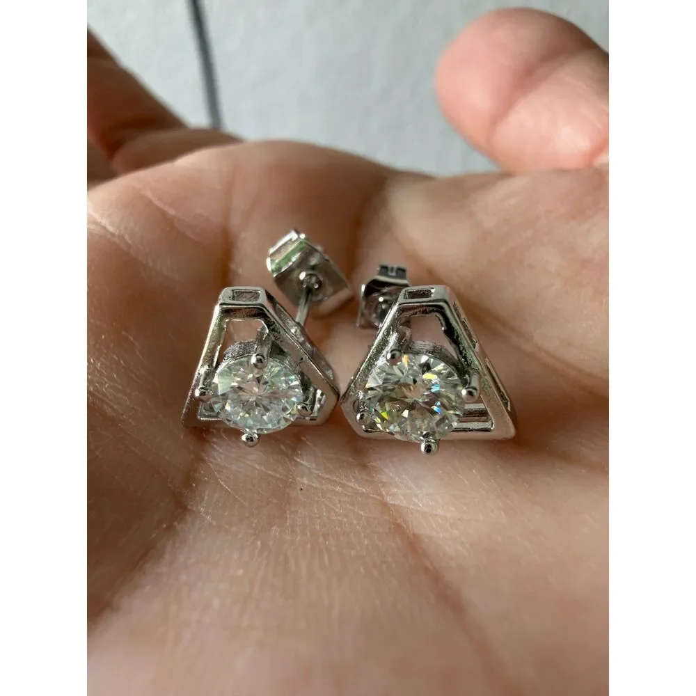 ✨Moissanite Diamond-Shaped Stud Earrings | Rhodium Plated | GRA Documentation✨